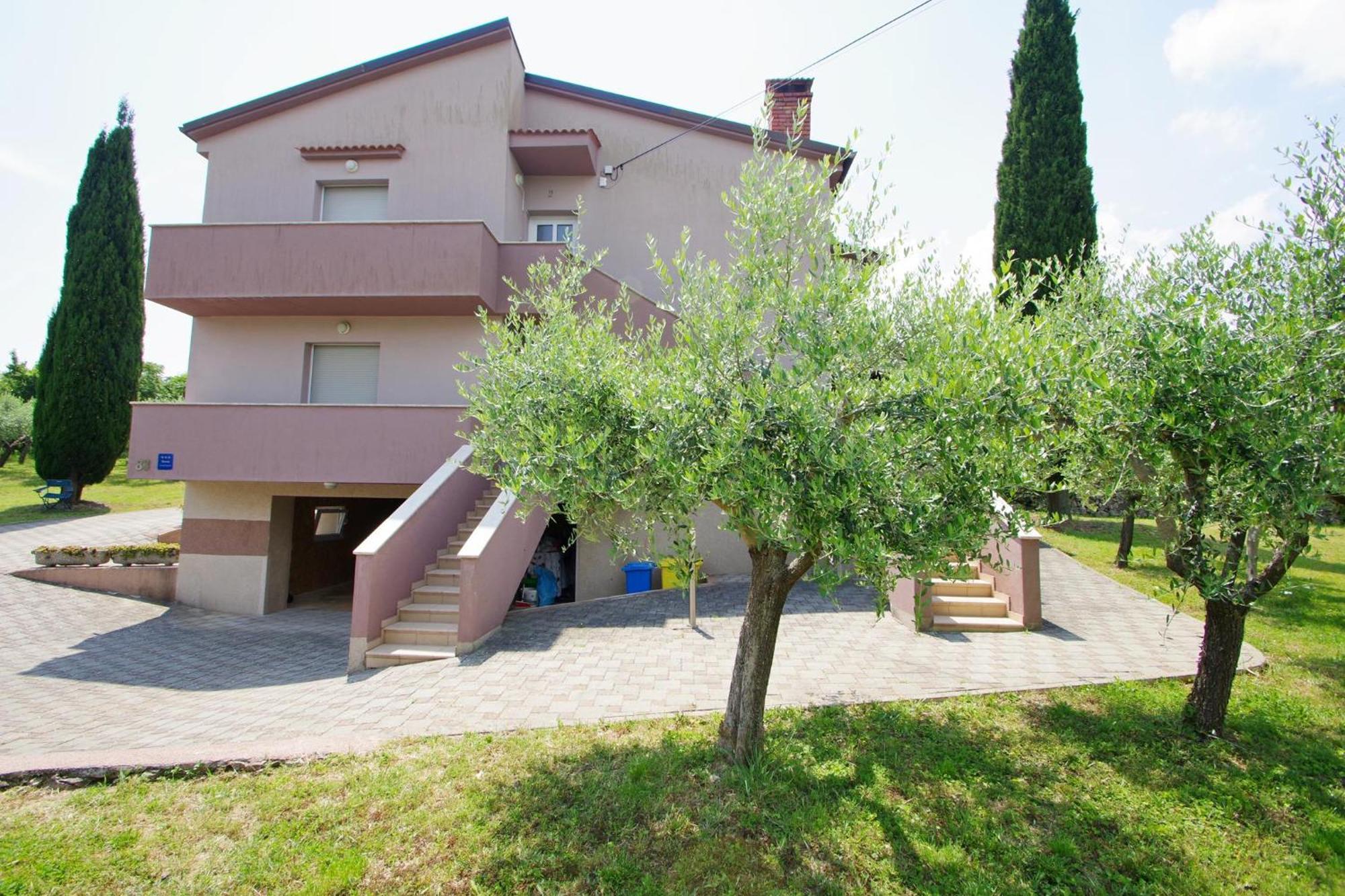 Apartments Nikolina Rakalj エクステリア 写真