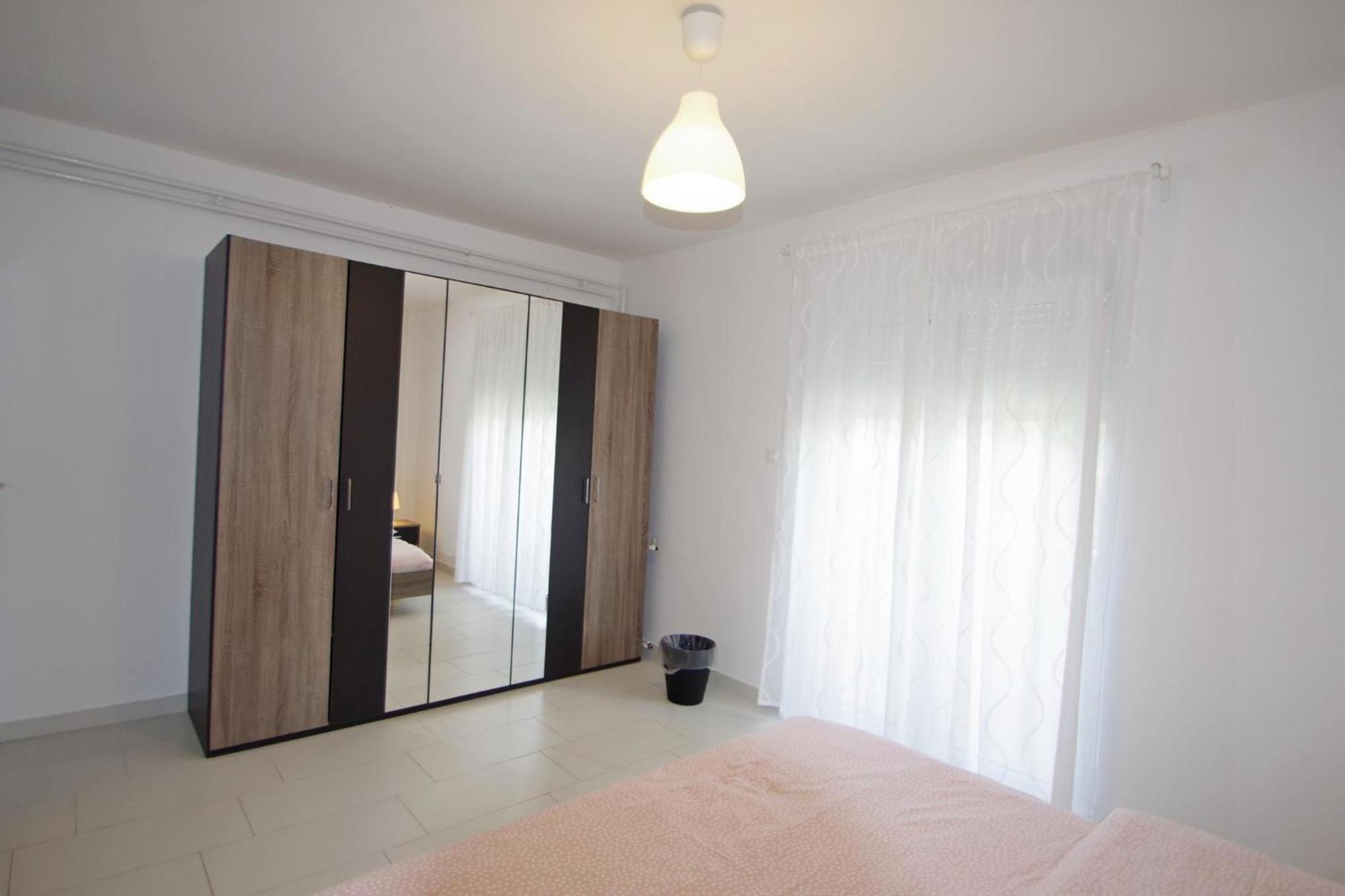Apartments Nikolina Rakalj エクステリア 写真